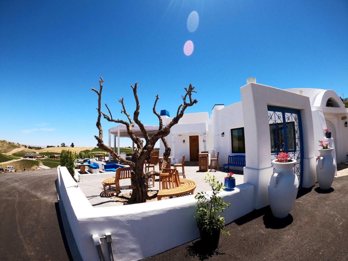 Sirena Vineyard Resort ปาโซโรเบิลส์ ภายนอก รูปภาพ