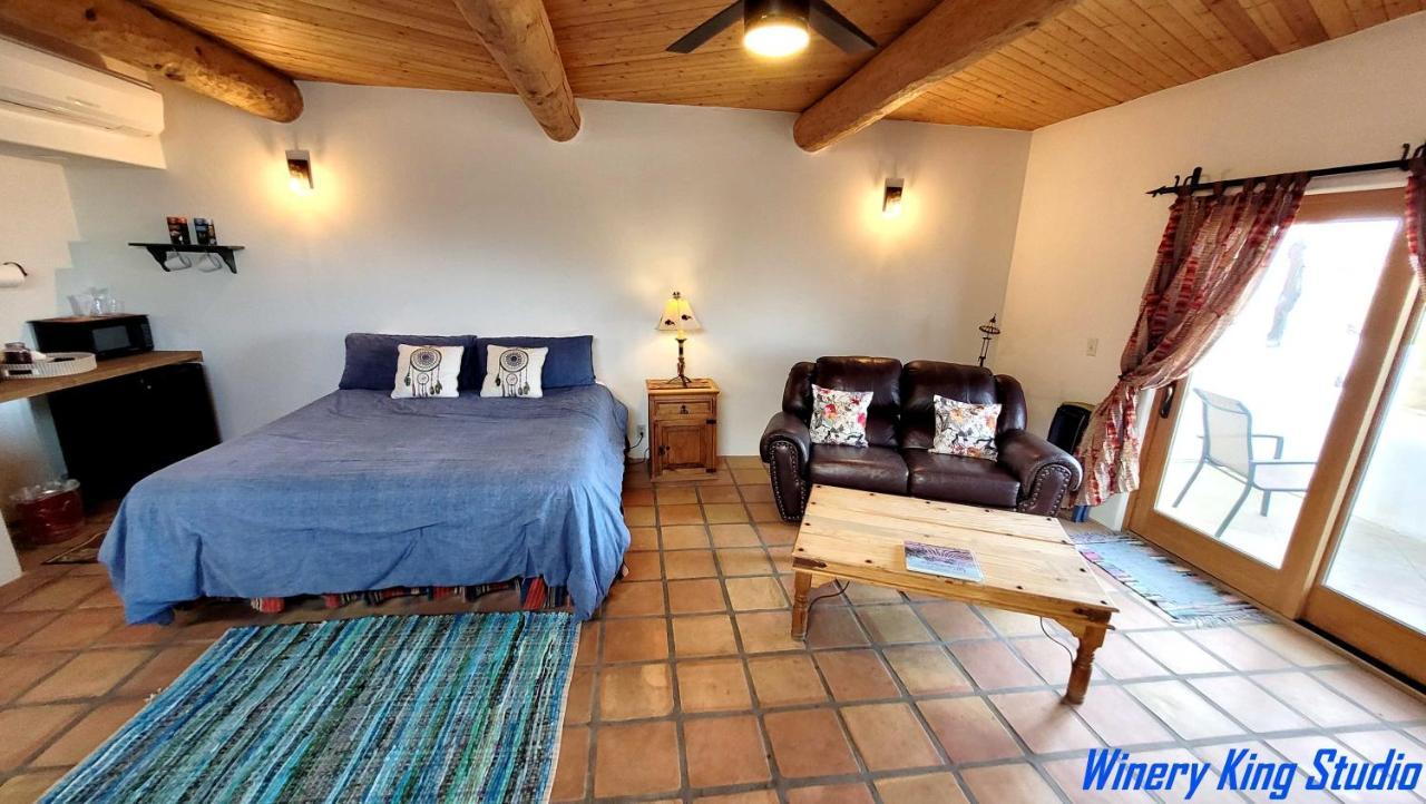 Sirena Vineyard Resort ปาโซโรเบิลส์ ภายนอก รูปภาพ
